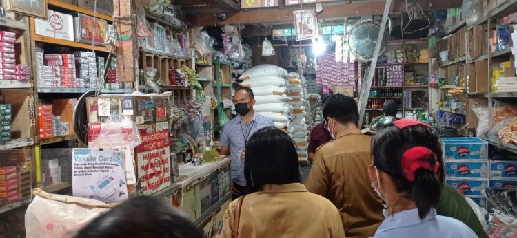 JAGA STABILITAS MINYAK GORENG,POLRES DAN PERINDAG  SIBOLGA LAKUKAN MONITORING