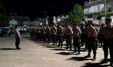 Kapolres Sibolga Lepas Personil BKO Ke Nias : Saya Tak Mau Dengar Ada Personil Yang Tidak Disiplin