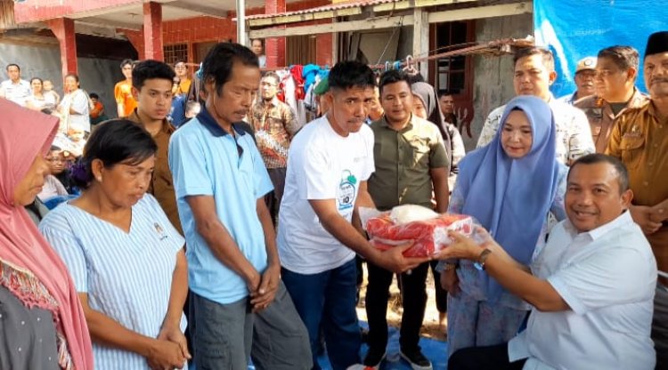 Walikota Bersama Forkopimda Sibolga, Kunjungi Dan Berikan Bantuan Kepada Korban Kebakaran