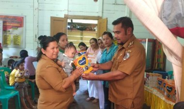 Untuk Tingkatkan Kemampuan Kognitif Anak, Pemdes Rampah Beri Susu dan Vitamin Bagi Balita 