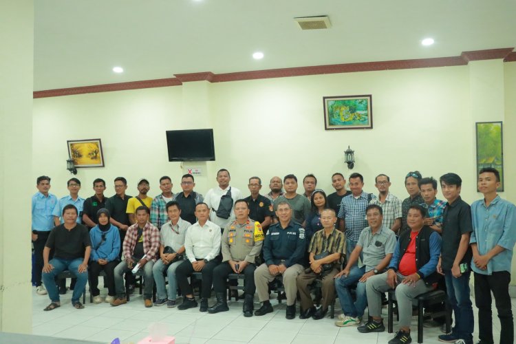 Peran Media Sangat Penting Untuk Menyampaikan Informasi Yang Edukatif Kepada Masyatakat 