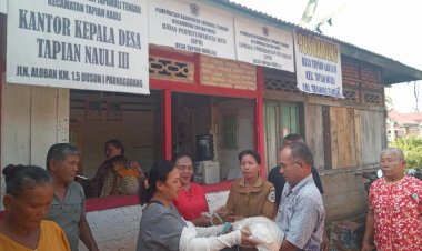 312 Warga Desa Tapian Nauli III, Terima Bantuan Sosial Dari Bulog