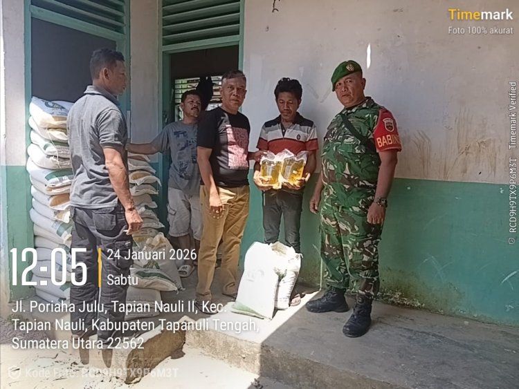 Lurah Tapian Nauli II, Serahkan Bantuan Kepada Wàrganya.